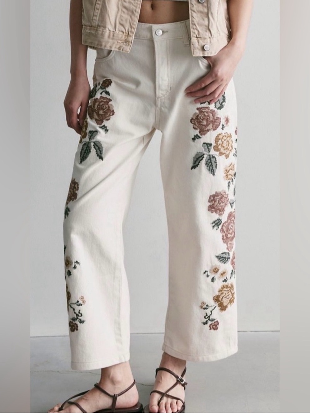 Free People We the Free Willow Cross Stitch Embroidered Jeans size 28